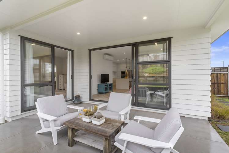 9 Karo Road Beachlands_10