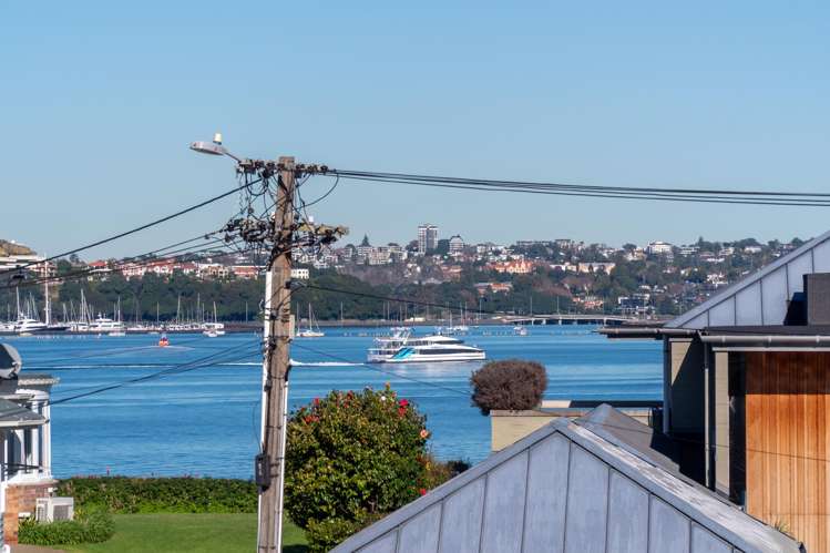 31 Jubilee Avenue Devonport_11