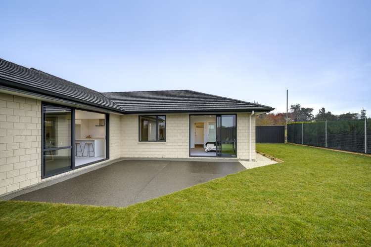 6 Matau Crescent Frimley_14