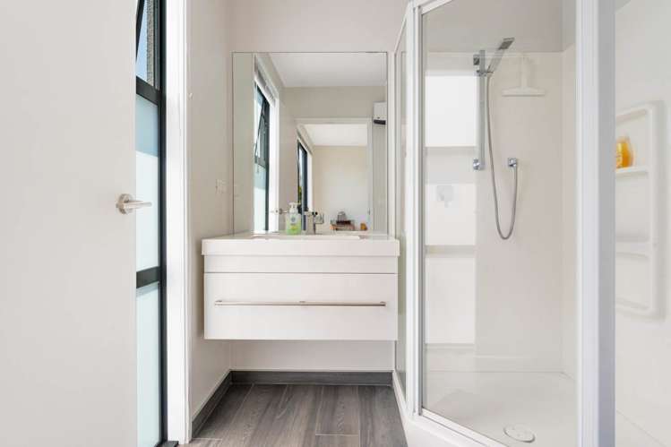 19 Saint Pauls Drive Brookfield_8