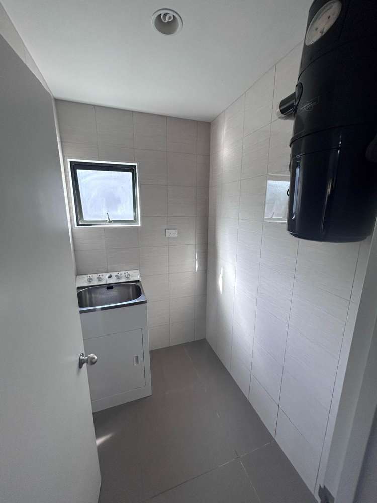 45 Onewa Road Northcote_10