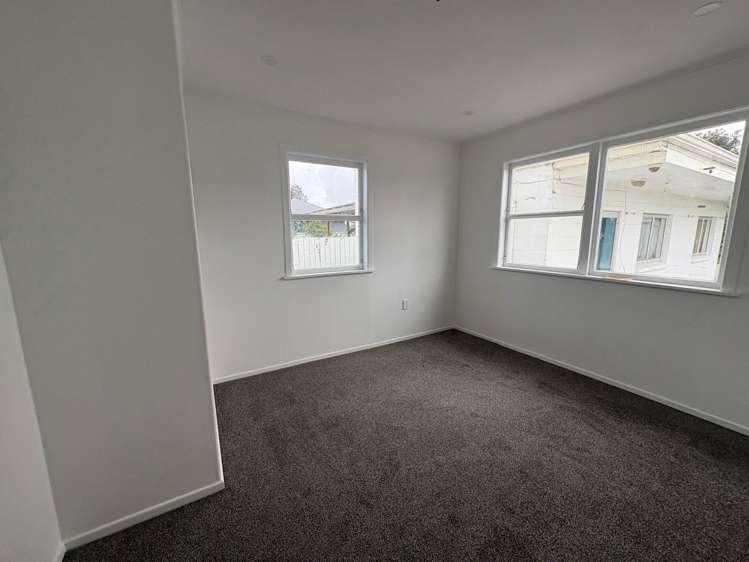 44 Convair Crescent Mangere_4