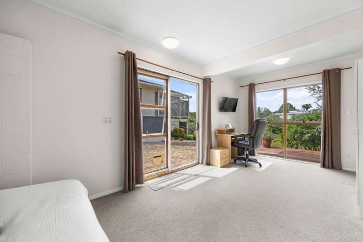 17 Davita Place Farm Cove_20