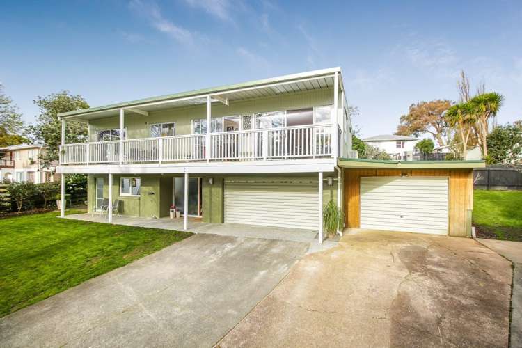 8 Seakens Way Glen Eden_14