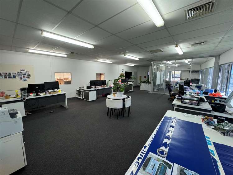 8a Rennie Drive Mangere_4