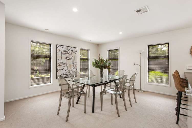 11 The Wickets Hillmorton_6