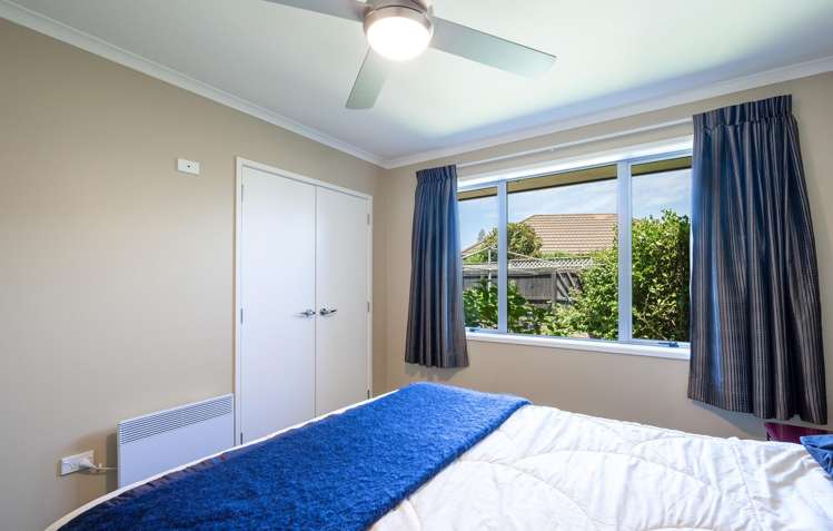 6 Ryeland Avenue Wakefield_21