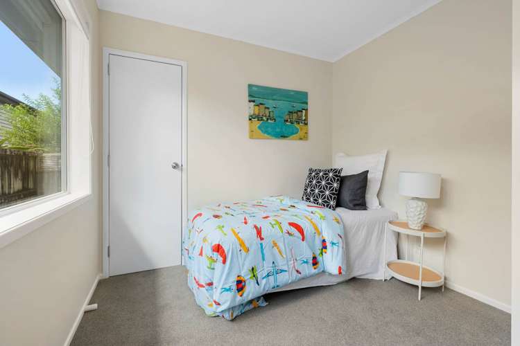 50 Sorrel Crescent Bucklands Beach_17
