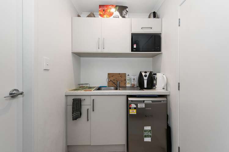 2/28 Hunter Street Hamilton Lake_10