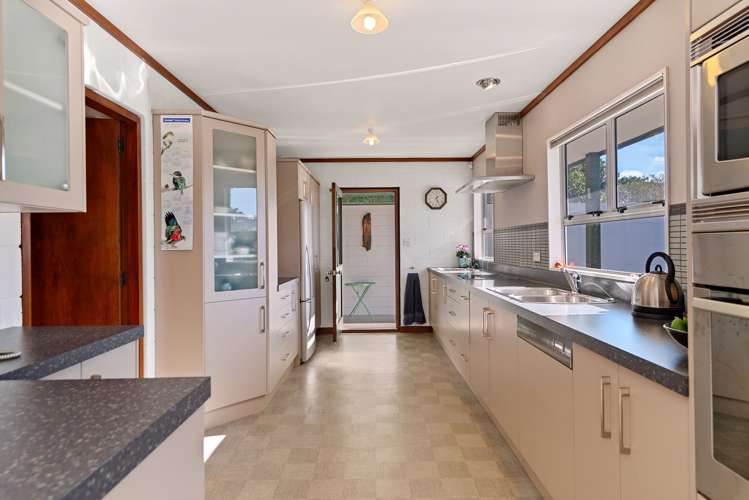 64 Barters Road Templeton_9