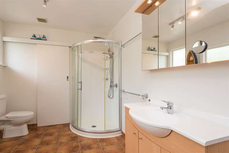 37 Ranui Crescent Diamond Harbour_13