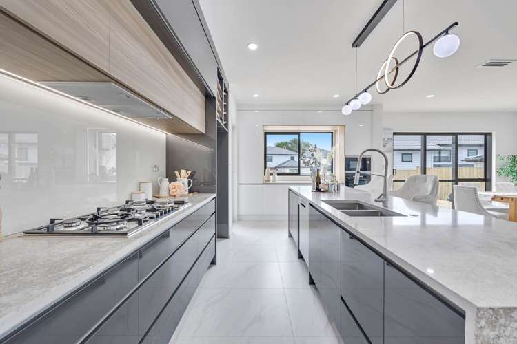 23 Crossgar Road Flat Bush_13