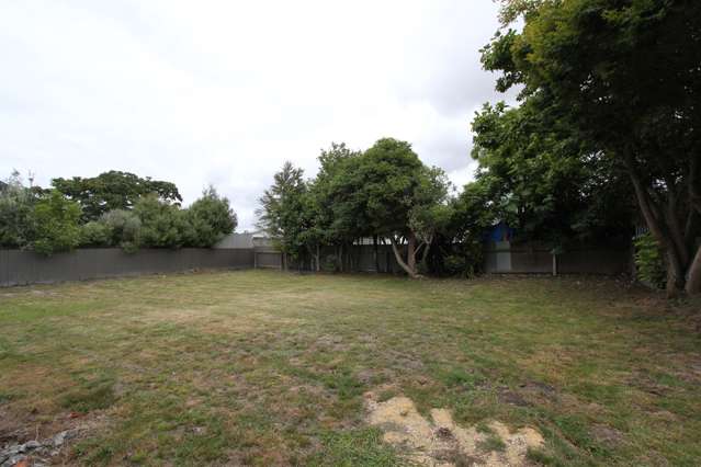 9 Flanders Avenue Onekawa_2