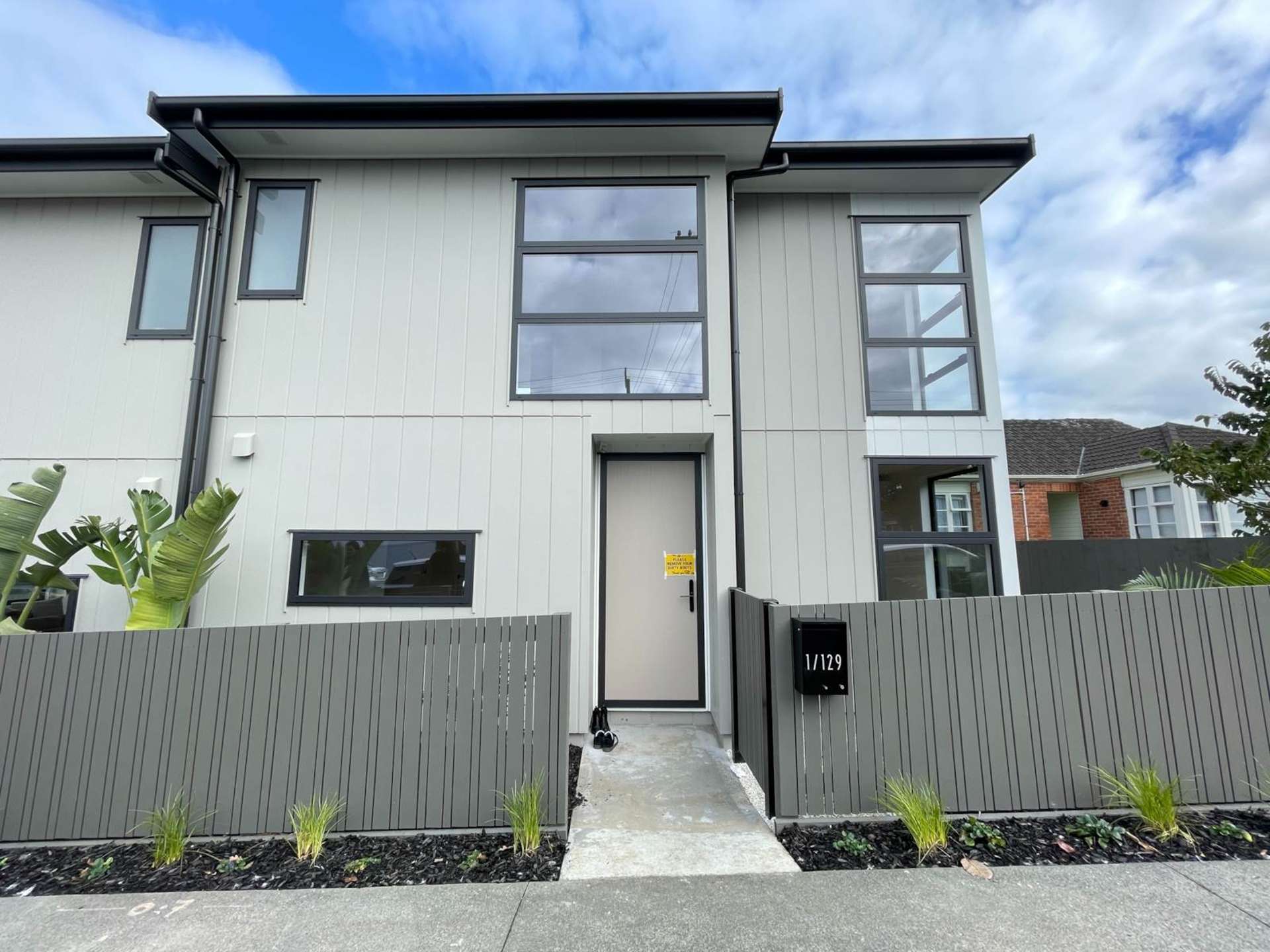 1/129 Richardson Road Mount Albert_0