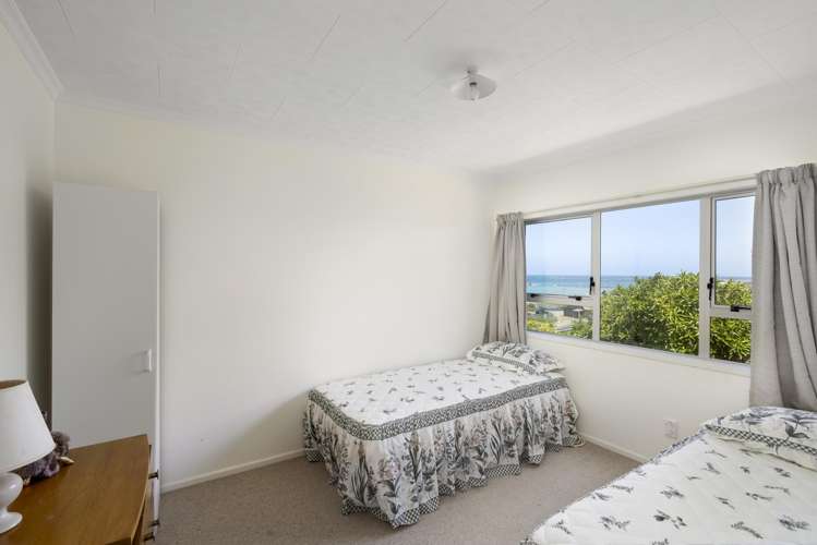 9 Mangatoetoe Grove Cape Palliser_11