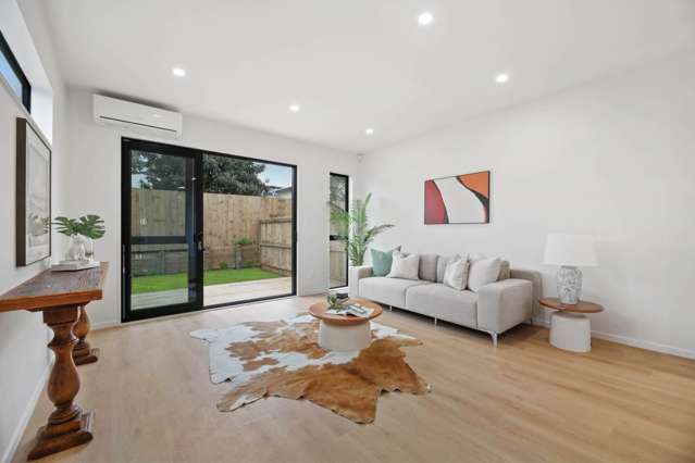 Spacious Home with Coastal Views!