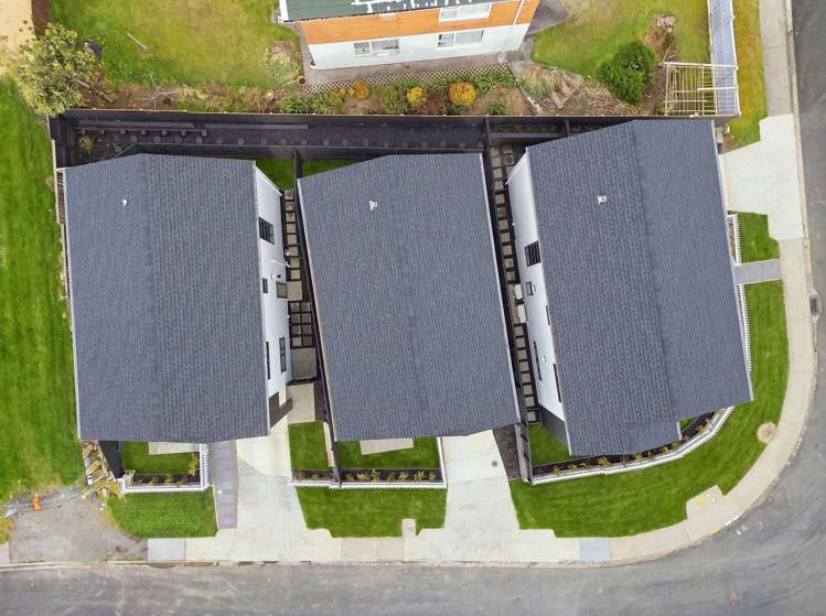 Lots 1-3/80 Bruce Road Glenfield_33