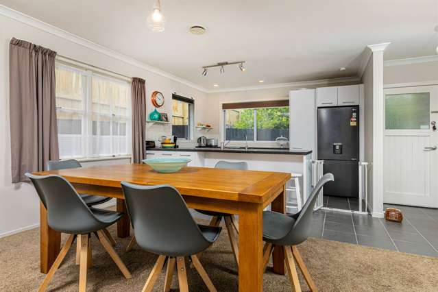 86a Sylvan Crescent Te Atatu South_2