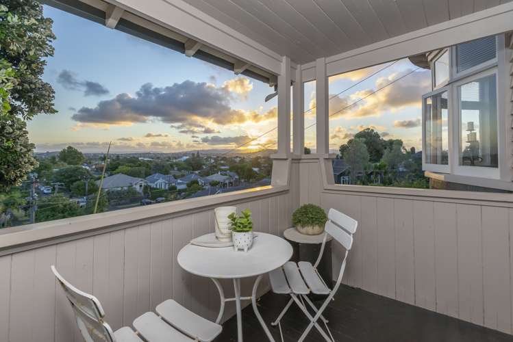 29 Valley Road Mount Eden_16