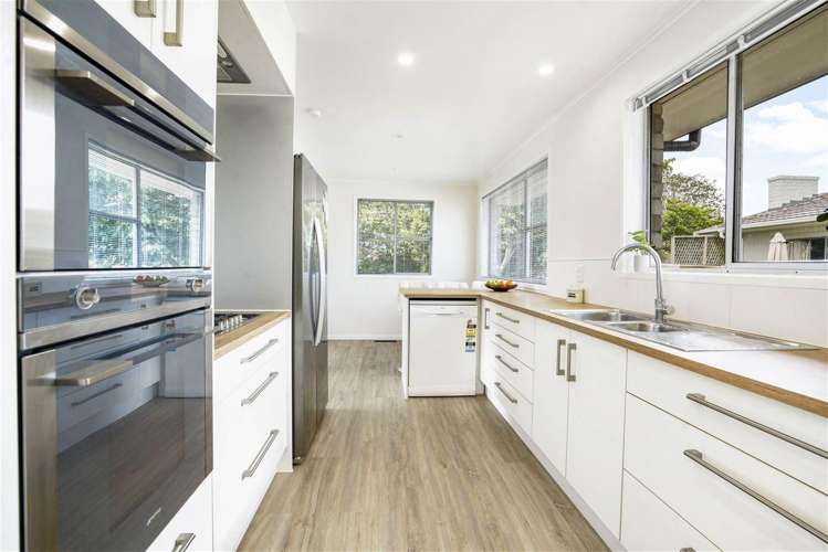 49 Rhonda Avenue 1056_2