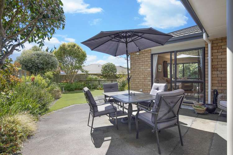 12 Papawai Grove Waikanae_1