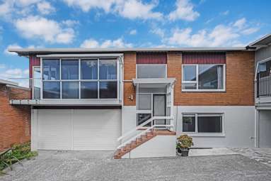 2/4 Rangitoto Terrace_3