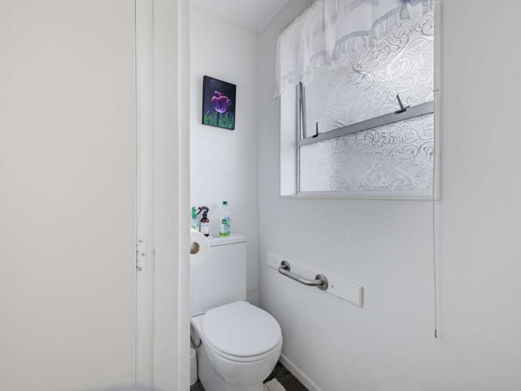 84A Broadway Stratford_23