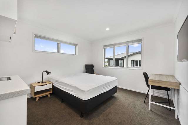 39C/3 Jones Crescent 1107_3