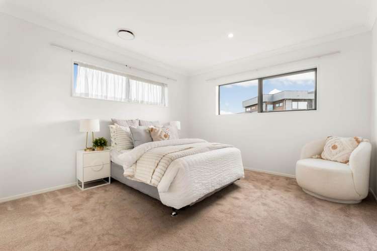 23 Bordeaux Parade Te Atatu South_12