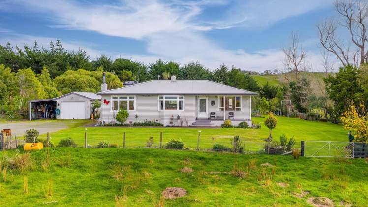 711 Blackhead Road Porangahau_17