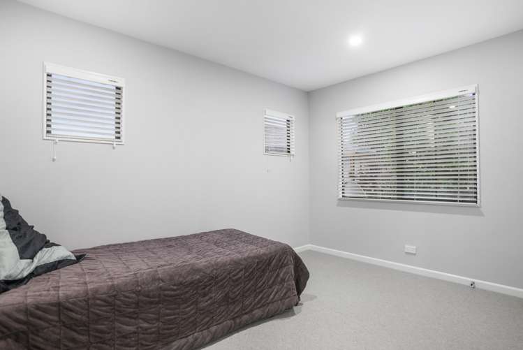 6 Fairchild Avenue Goodwood Heights_9