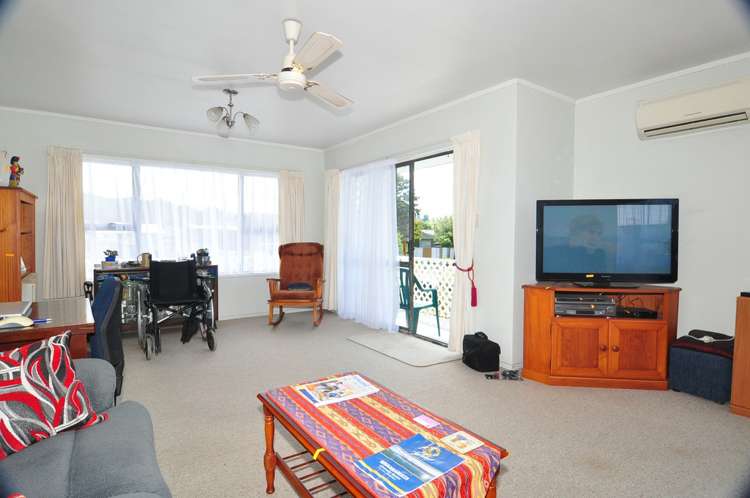 126 Charleston Avenue Whangamata_12