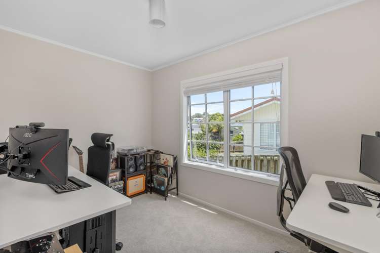 9 Amorino Drive Red Beach_11