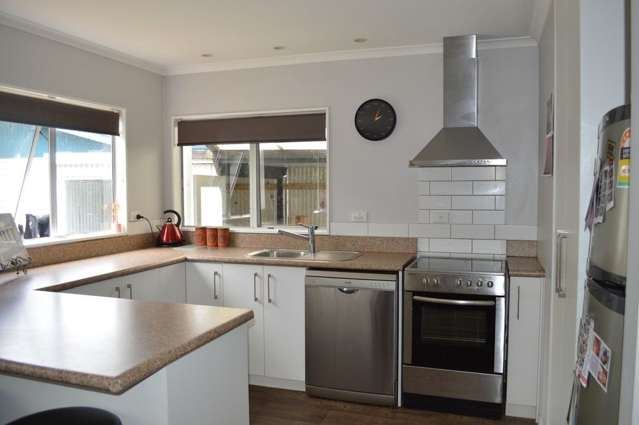 70 Victoria Street Carterton_2