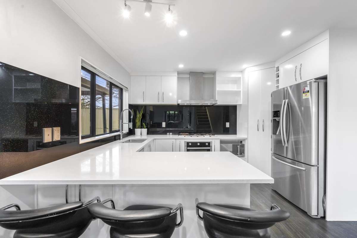 8a Ron Keat Drive_1