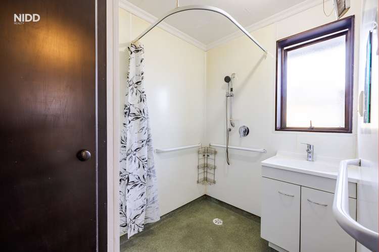 227d Oxford Street South Dunedin_10