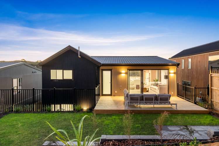 242E West Hoe Heights Orewa_37