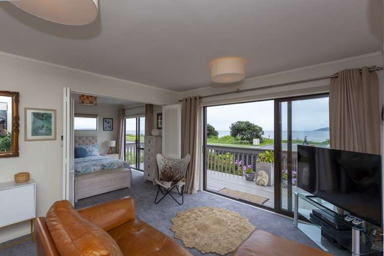 70a Marine Parade Mellons Bay_5