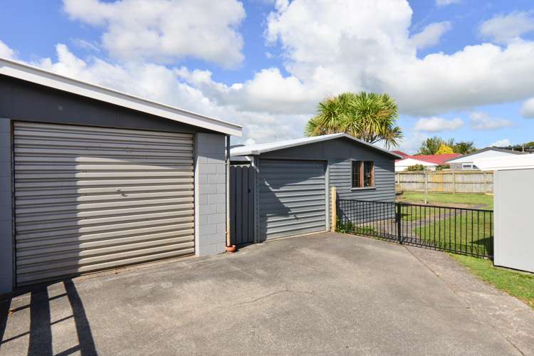 12 Bruce Avenue Glenview_10