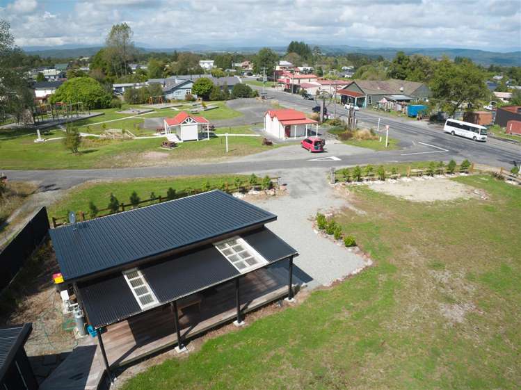 26 Hilton Street Blackball_14