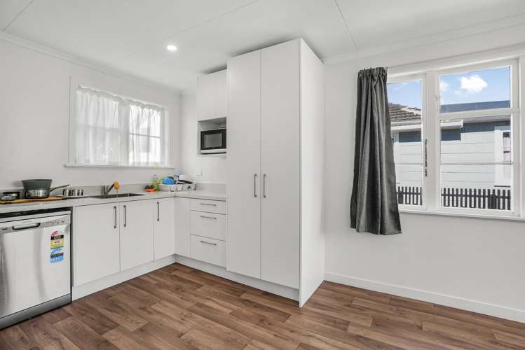 24 Pearce Crescent Taita_6