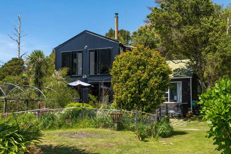 565 Anakoha Road Marlborough Sounds_32