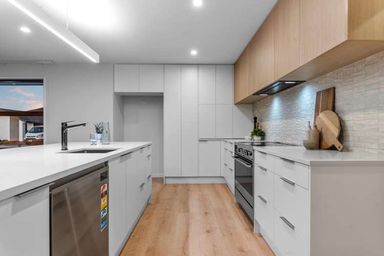 36 Stackwood Avenue_3