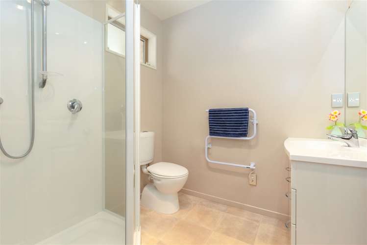 2/19 Orontes Street Shirley_8