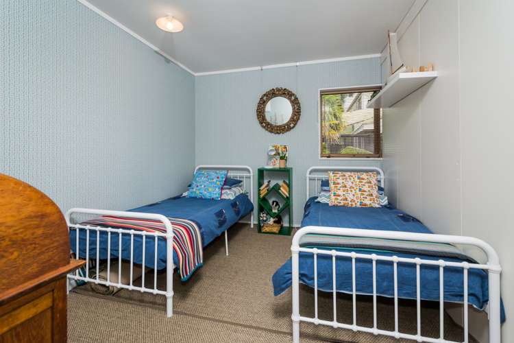 3/136 Calliope Road Stanley Point_14