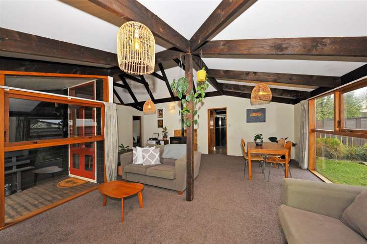 351 Sawyers Arms Road Harewood_8