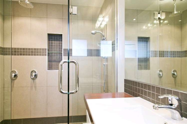 7 Coprosma Crescent Waipahihi_9