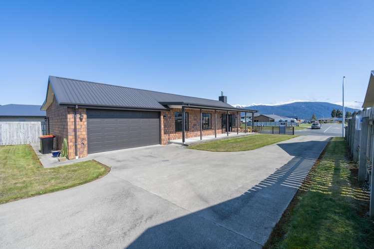 59 Orbell Crescent Te Anau_28