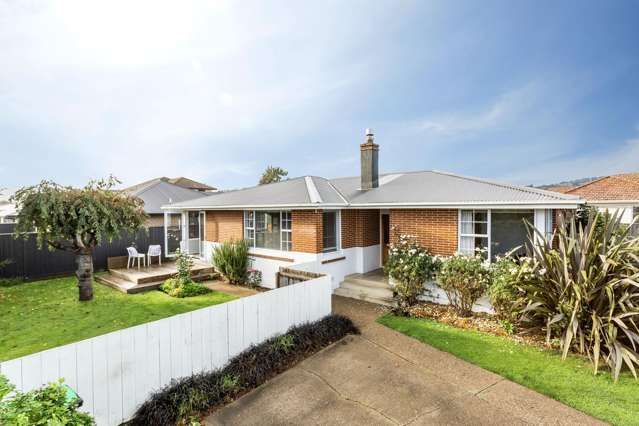 A rosy first home or downsize