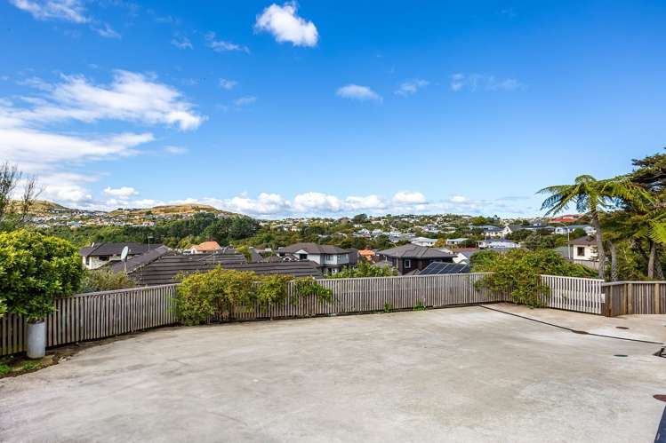 3A Hillview Crescent Paparangi_15